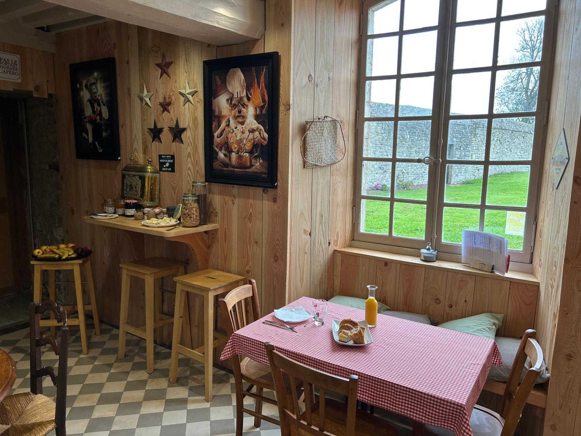 Chateau De Franquetot & D Day Collins Museum Sainte-Mère-Église Εξωτερικό φωτογραφία
